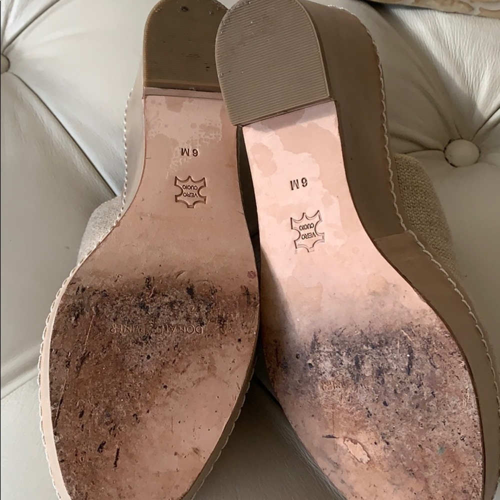 Donald Pliner- Natural Leather Lined Covered Heel - Picture 8 of 8